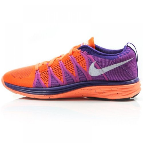 NIKE WOMEN RUNNING SHOES 👟